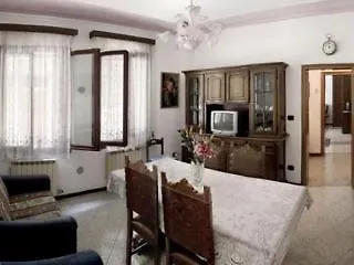 Frari 2 Venedik