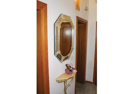 Frari 2 شقة
